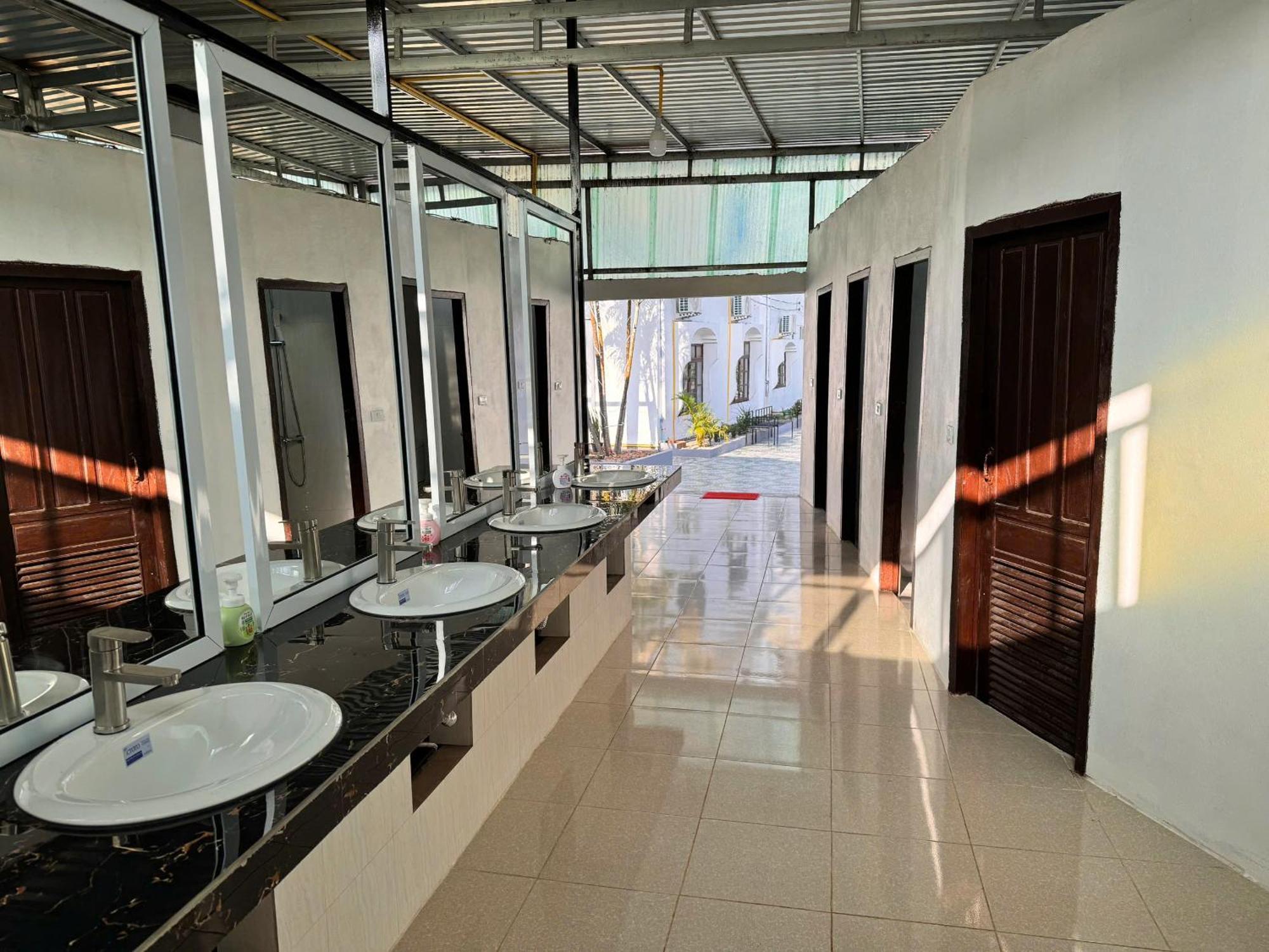 Albergue Jungle Backpackers View Vang Vieng Exterior foto