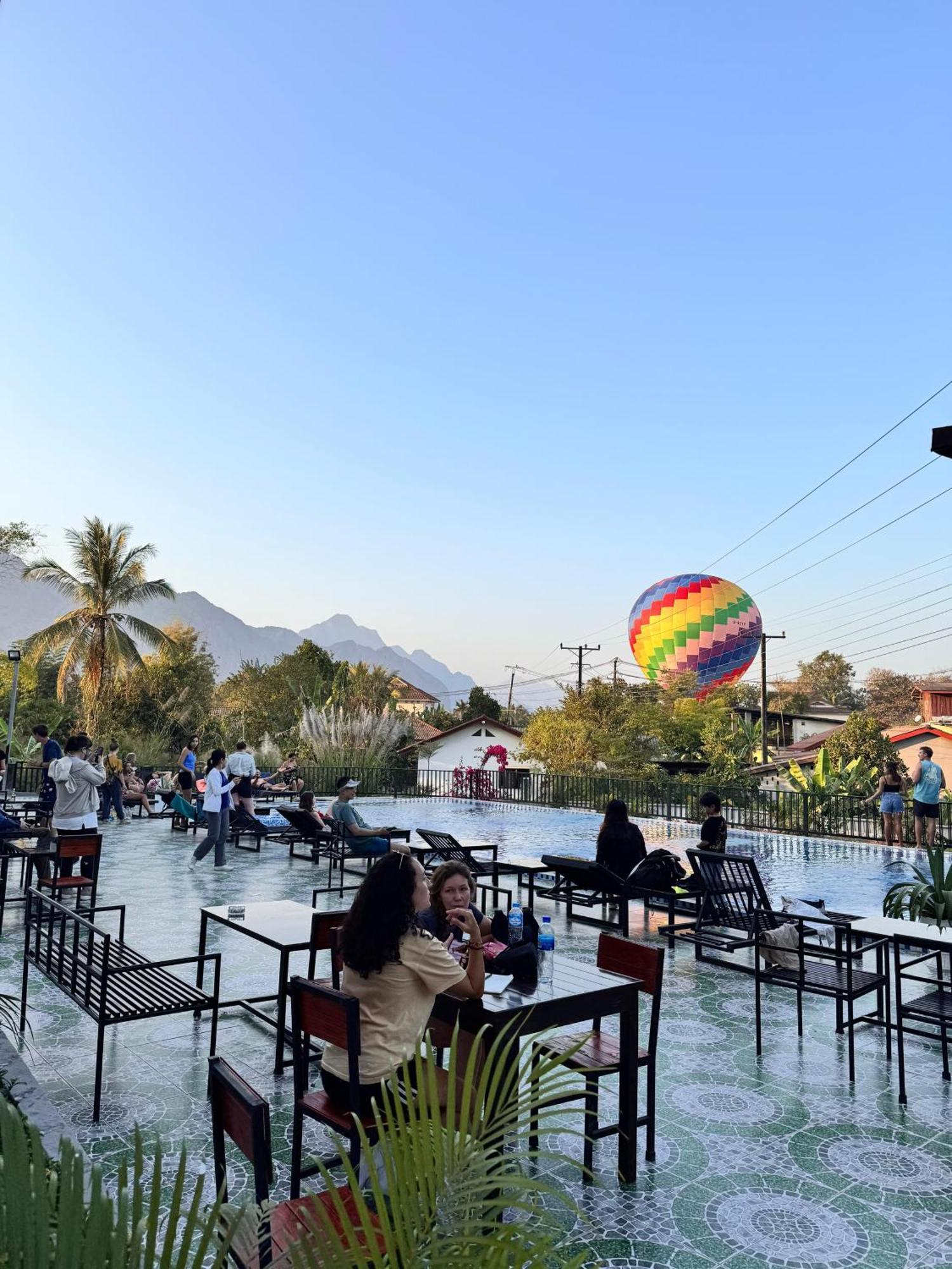 Albergue Jungle Backpackers View Vang Vieng Exterior foto